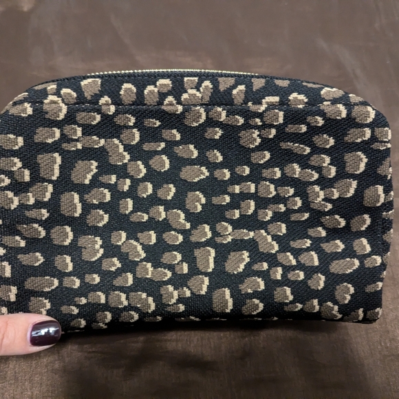 Rothy's cocoa large universal pouch, EUC - Picture 2 of 3